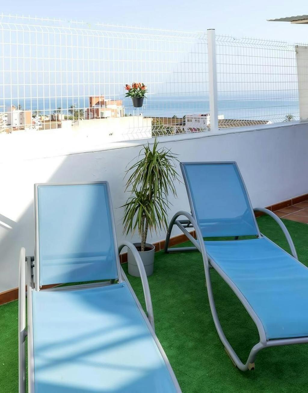 Bonito Apartamento Con Terraza - Pedregalejo Playa Málaga Buitenkant foto
